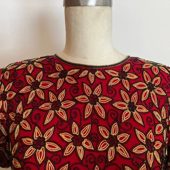 Adrianna Papell Boutique Beaded Silk Lined Daisy 🌼 Red - Picture 6 of 11